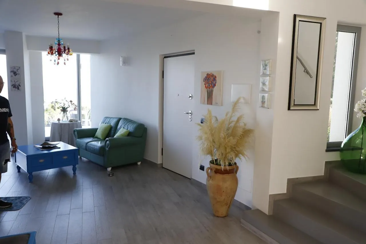 Bed and Breakfast Assabinirica Acquedolci 0*,
